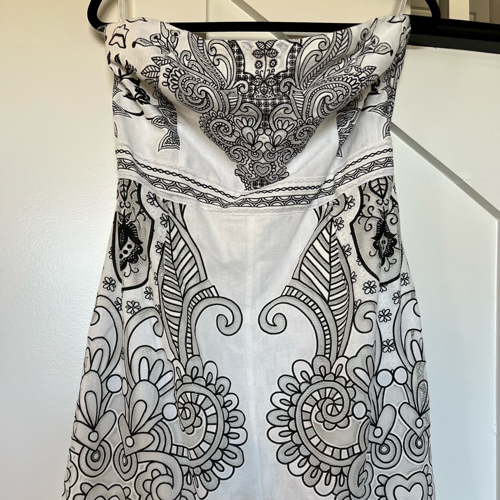 New York and Company Strapless summer dress size 12